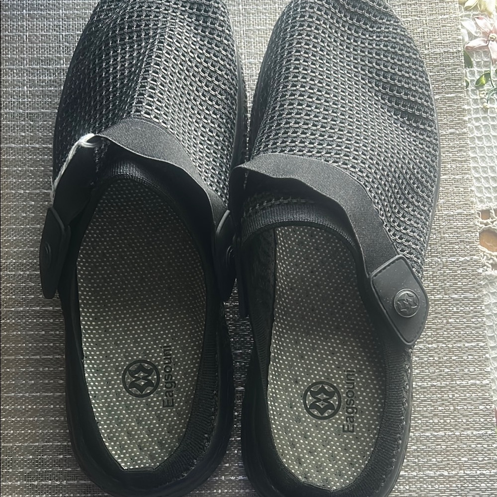 Black Slip-On Mesh Shoes